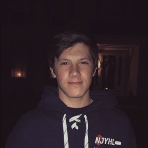 Meet your Posher, Adam